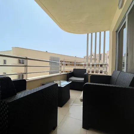 Cozy Apartment,heated Pool,wifi, Atlantic Ocean View