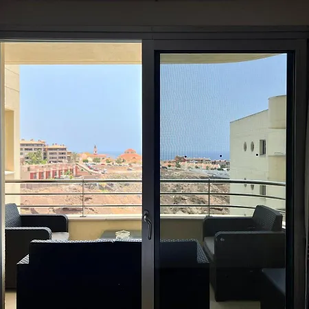 Lägenhet Cozy Apartment,heated Pool,wifi, Atlantic Ocean View Costa Adeje (Tenerife)